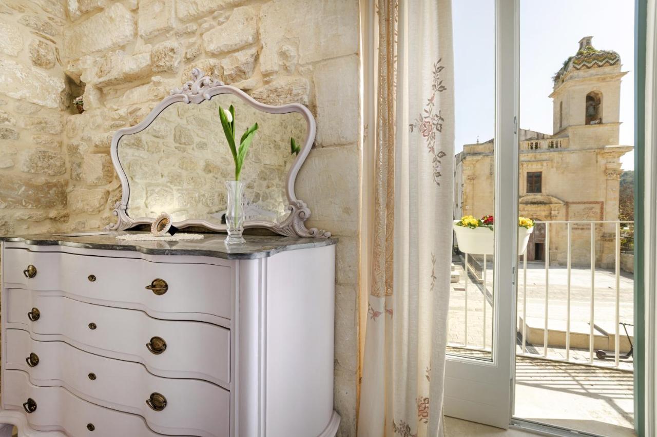 Hyblaliferooms Ragusa Bagian luar foto